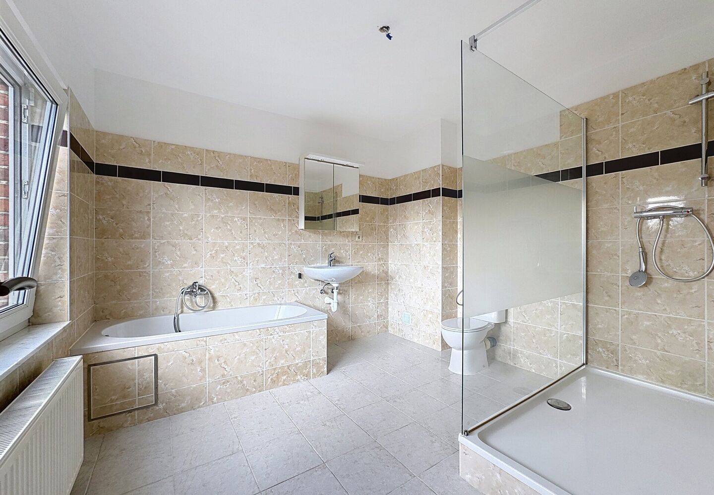 Appartement te huur in Evere