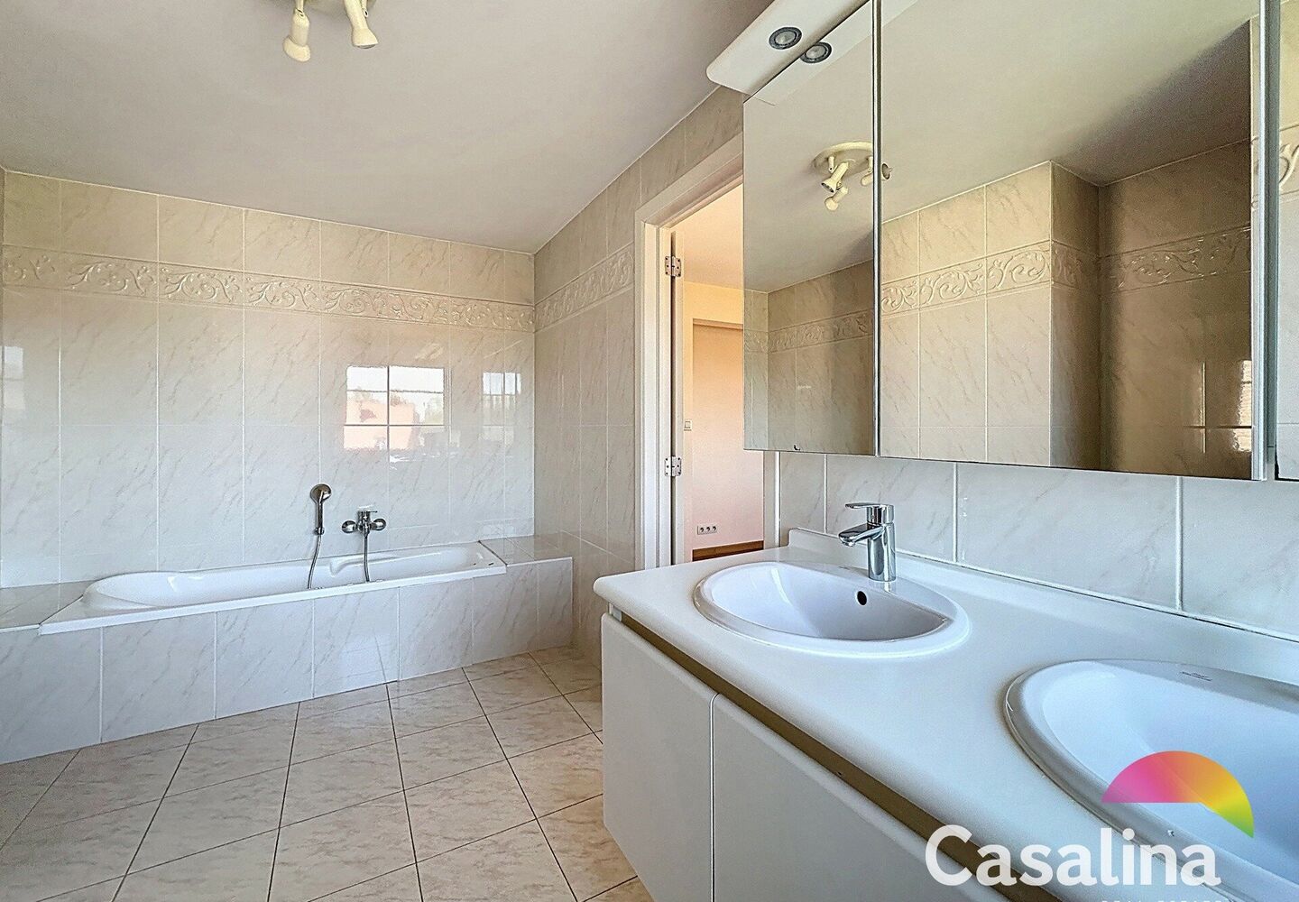 Bel-etage for sale in Wezembeek-Oppem