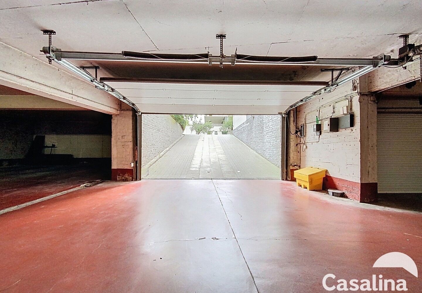 Binnenstaanplaats te koop in Evere