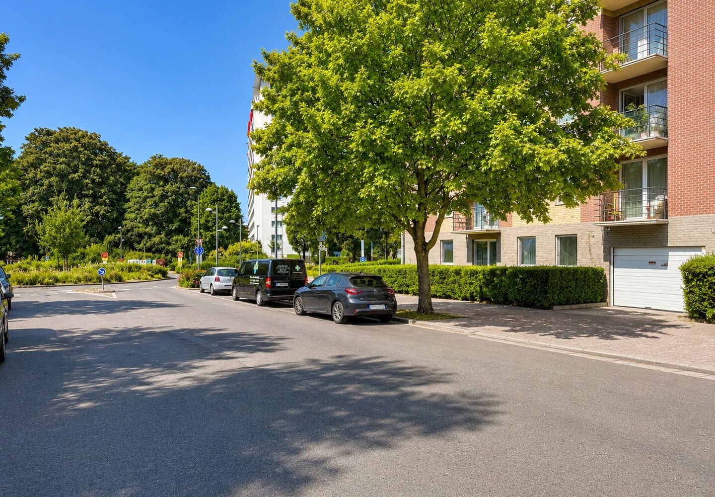 Binnenstaanplaats te koop in Evere