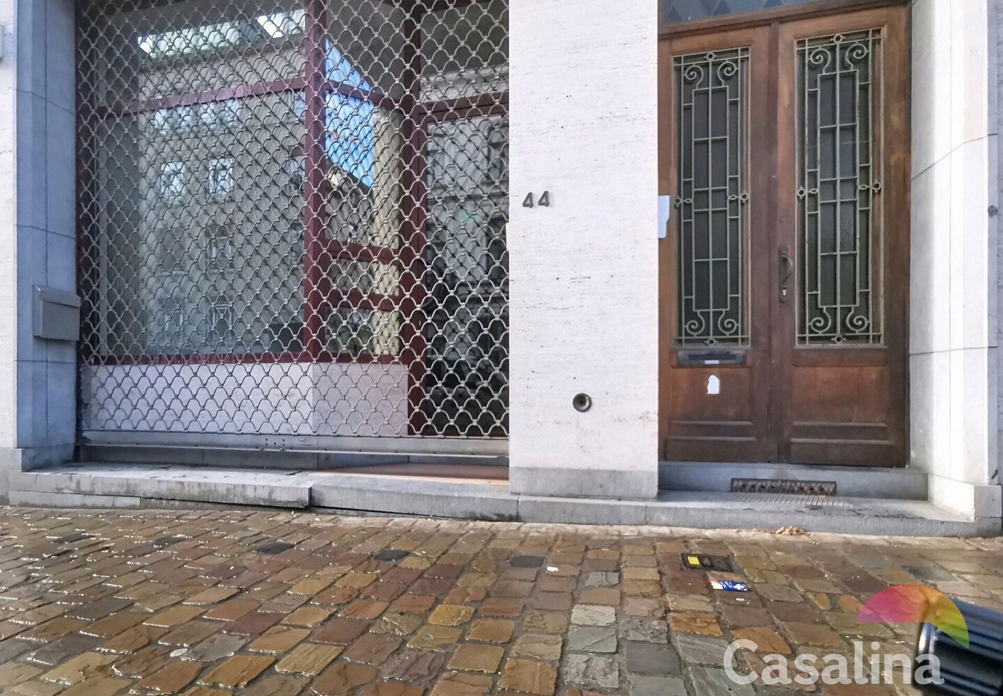 Commercial groundfloor for sale in Elsene