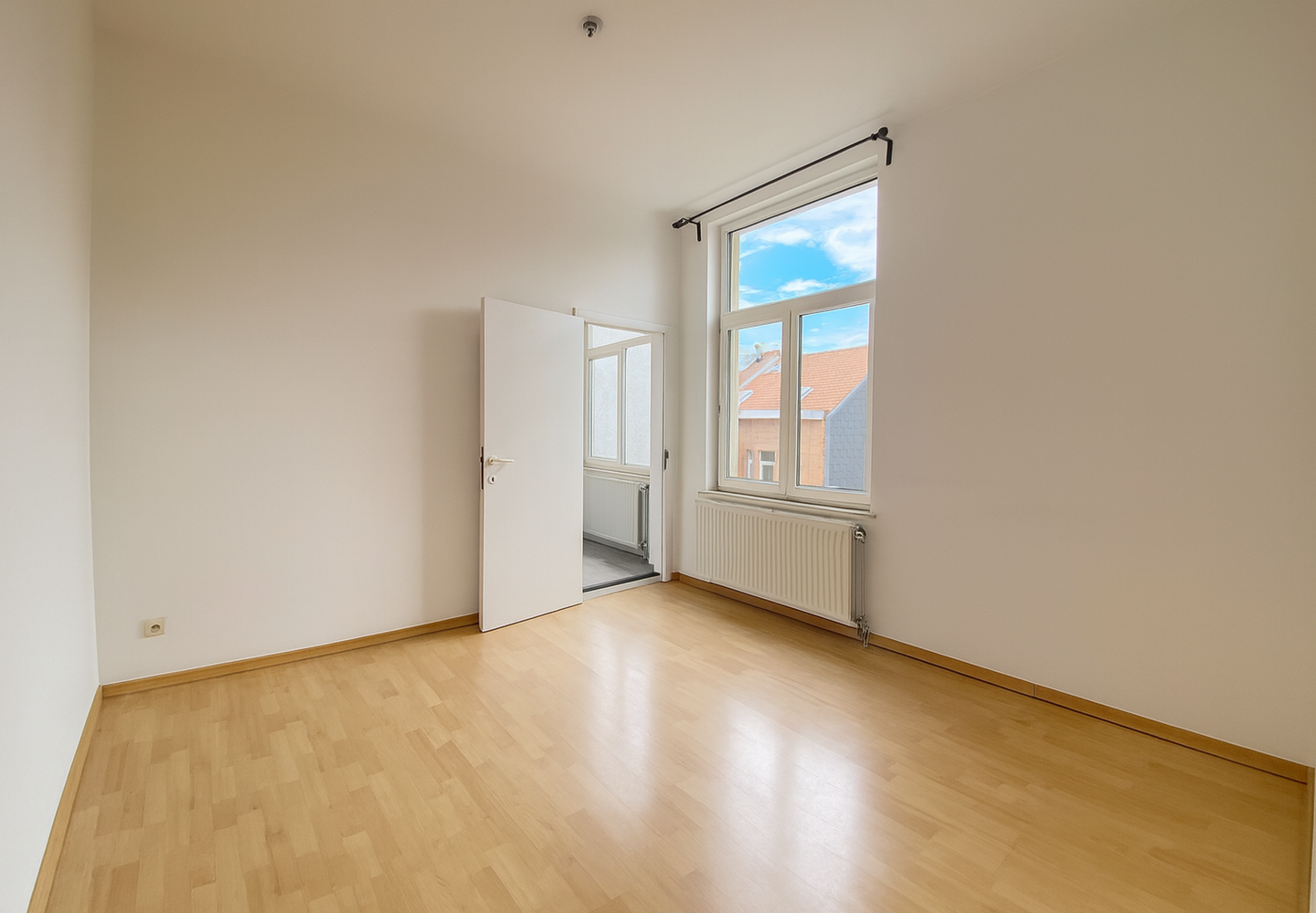 Flat for rent in Schaerbeek