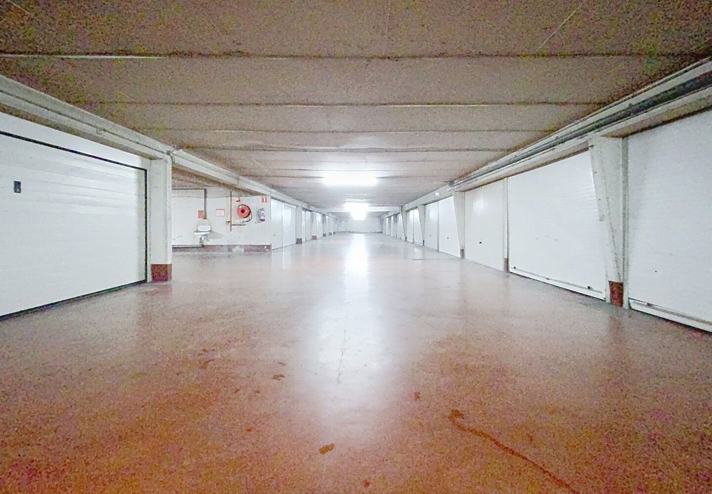 Garage (ferme) &agrave; louer &agrave; Schaarbeek