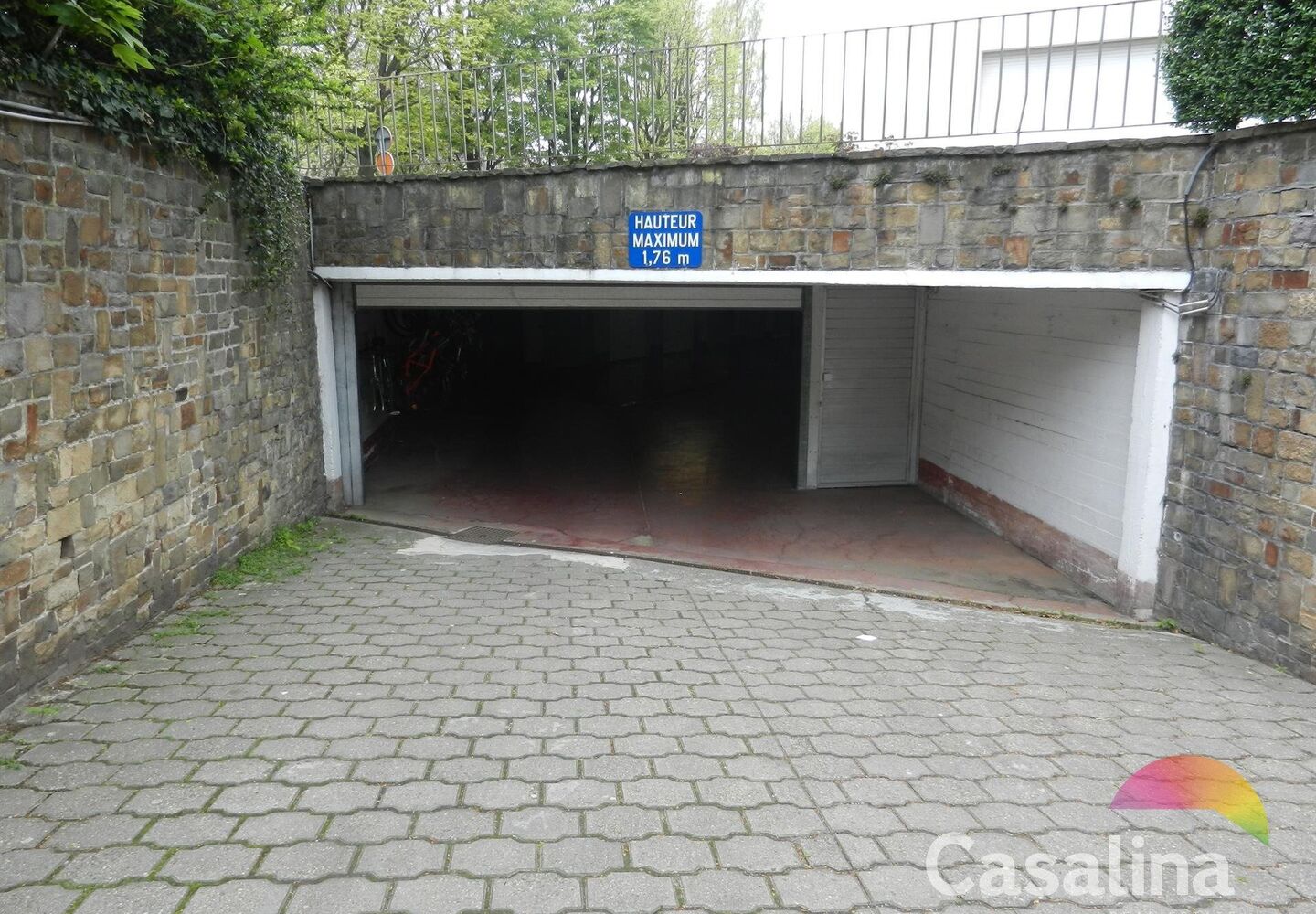 Garage (ferme) à vendre à Evere
