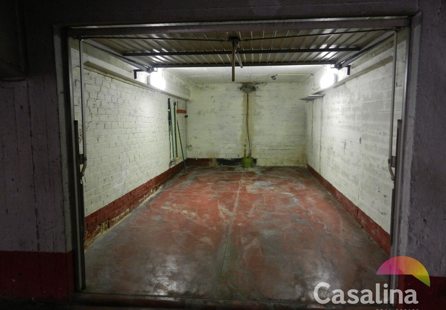 Garage (ferme) à vendre à Evere