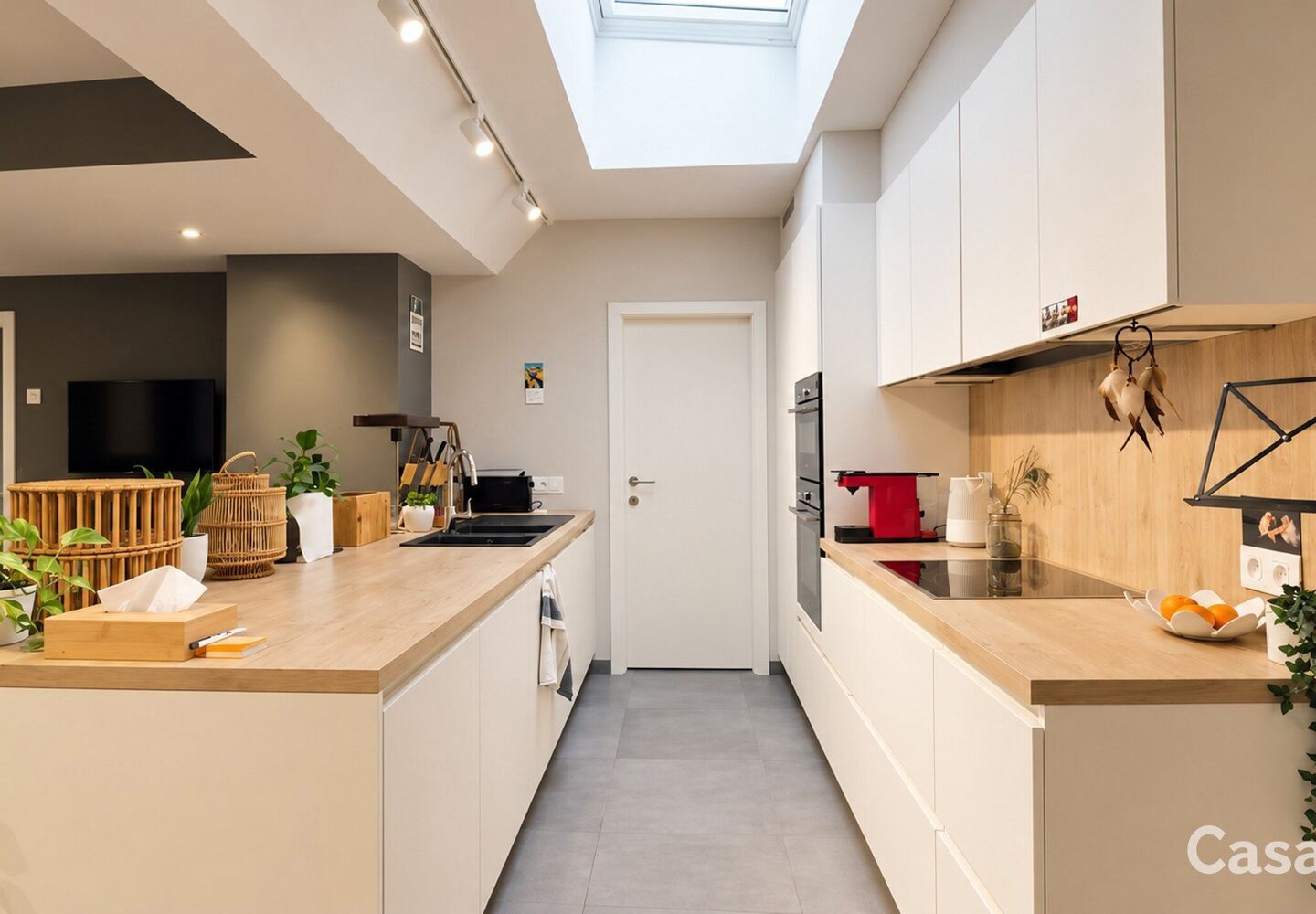 Gebouw voor gemengd gebruik te huur in Schaerbeek