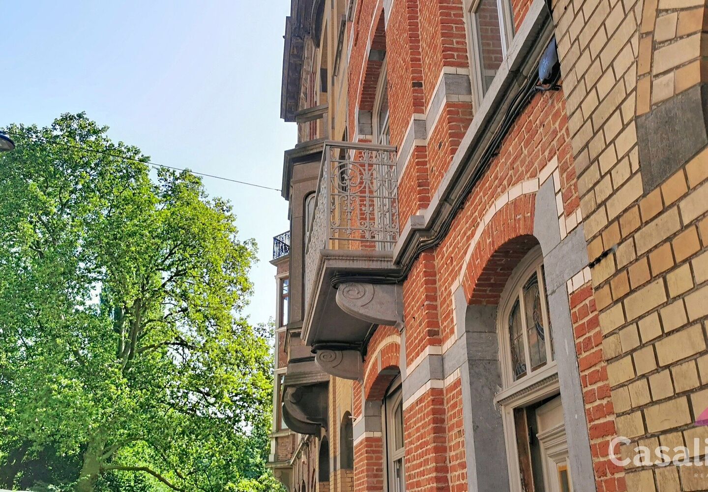 Gelijkvloerse verd. + tuin te koop in Schaarbeek