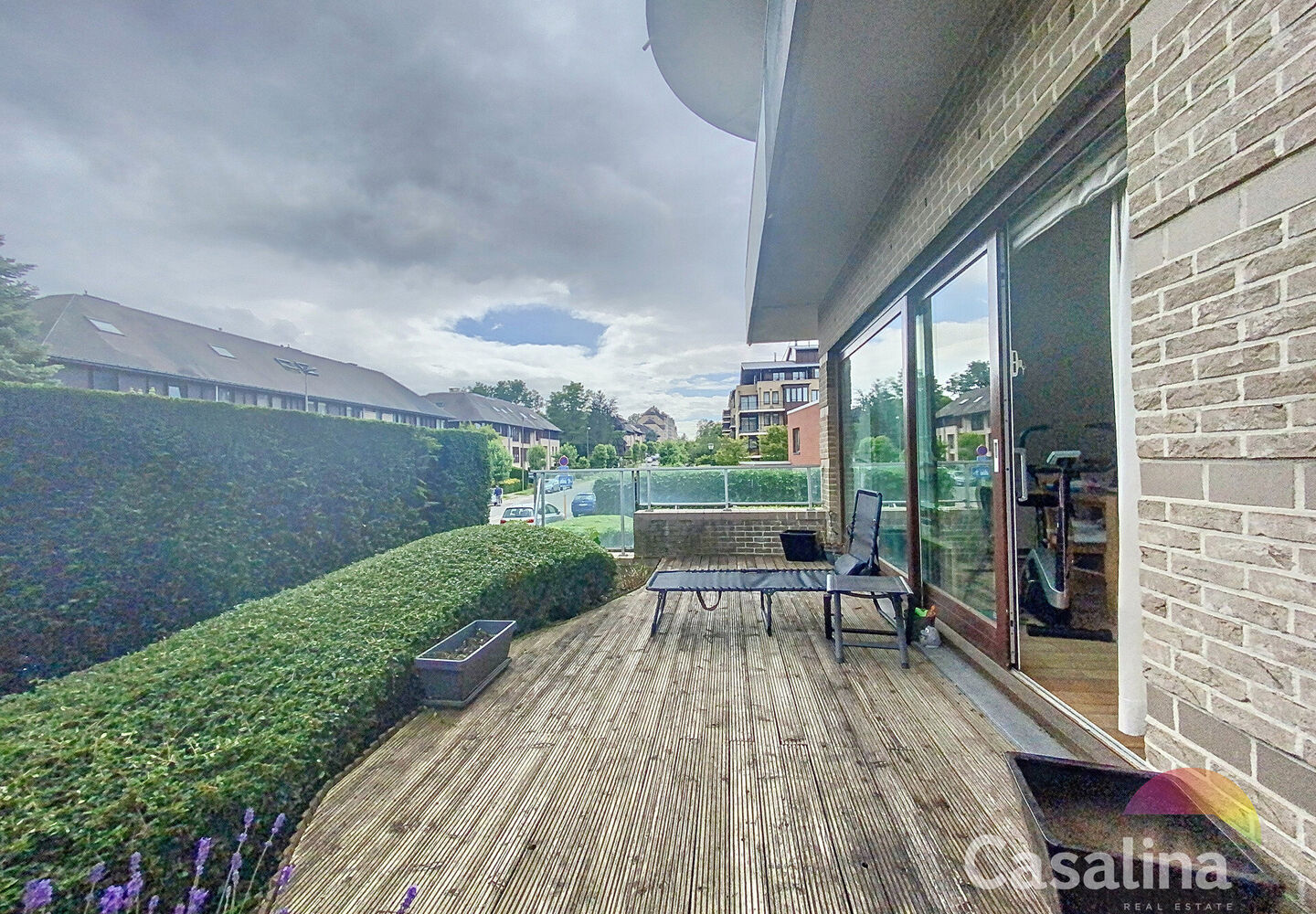 Gelijkvloerse verdieping te koop in Woluwe-Saint-Lambert