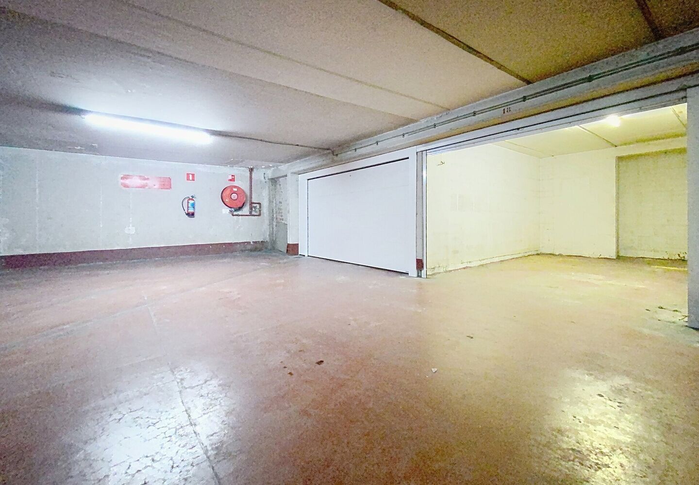 Gesloten garagebox te huur in Schaarbeek
