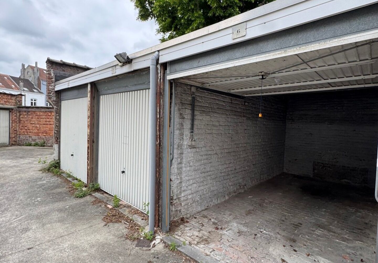Gesloten garagebox te huur in Schaerbeek