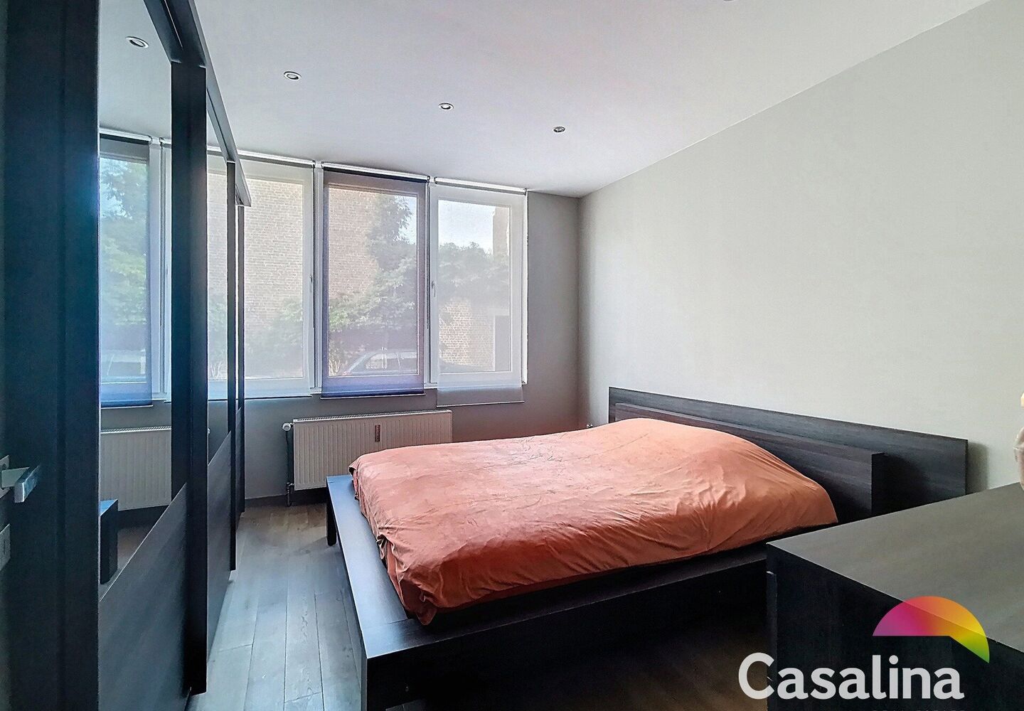 Ground floor for sale in Kraainem