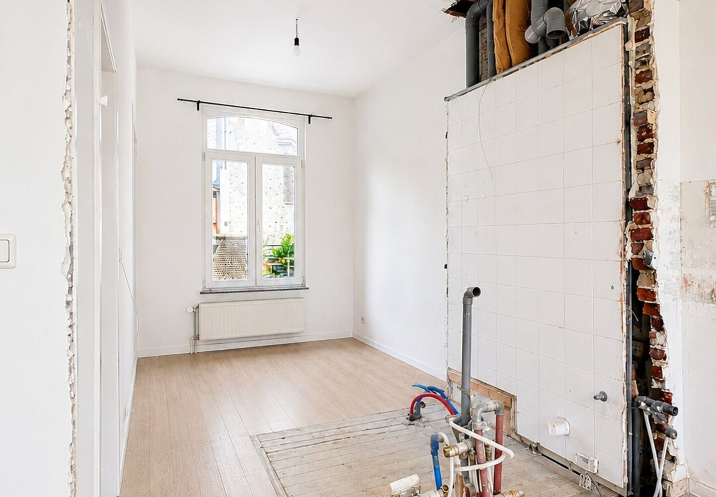 Immeuble mixte &agrave; vendre &agrave; Sint-Gillis