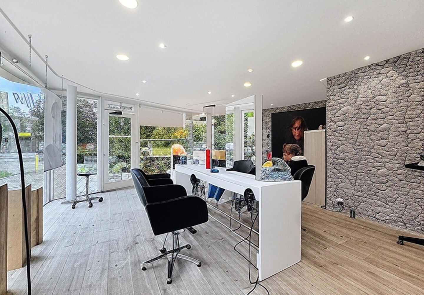 Individual shop for sale in Evere