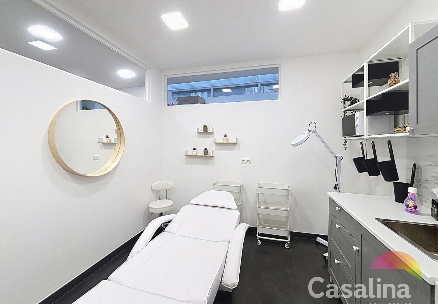 Kapsalon / esthetiek te huur in Evere