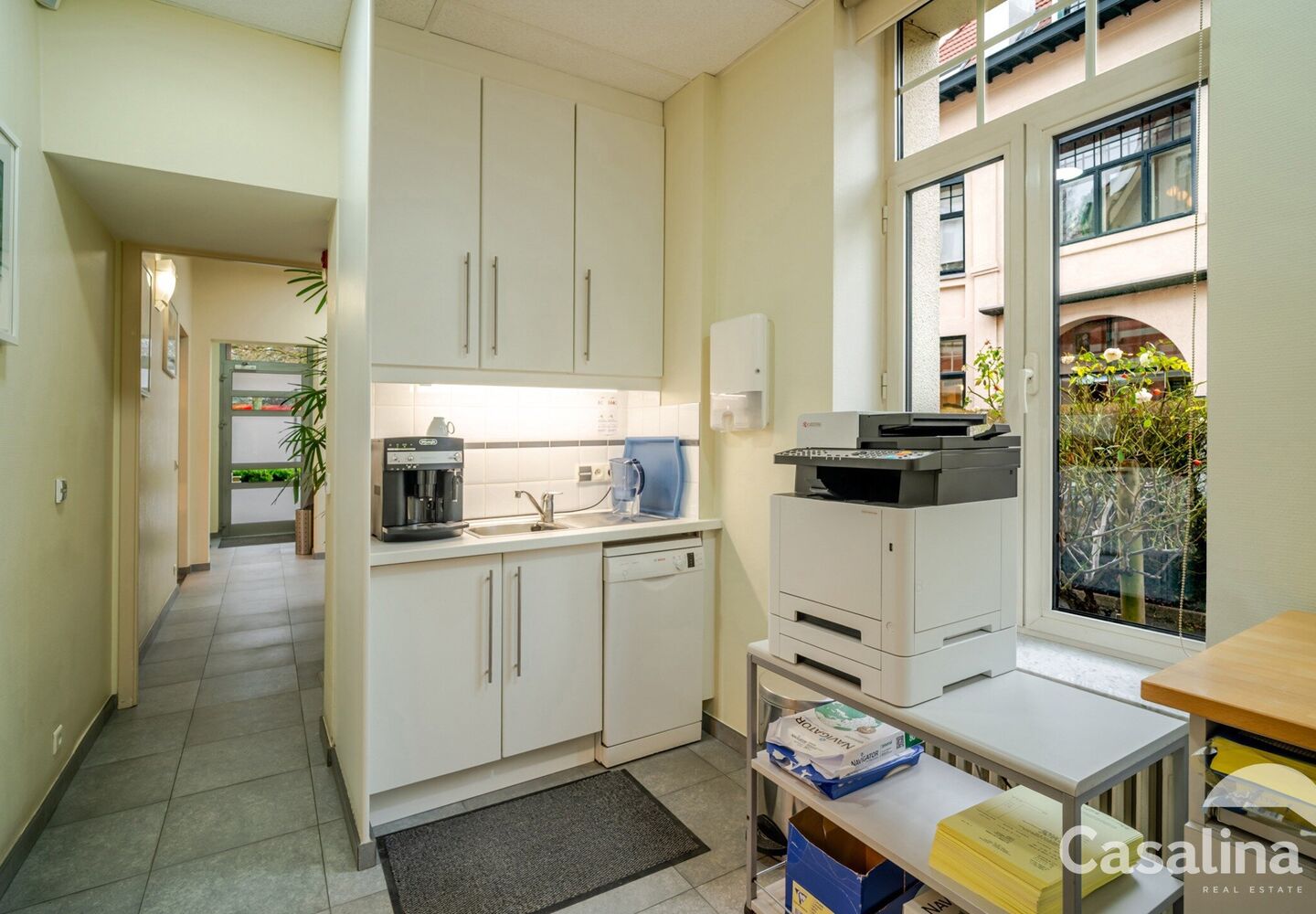 Multi-purpose building for rent in Schaerbeek