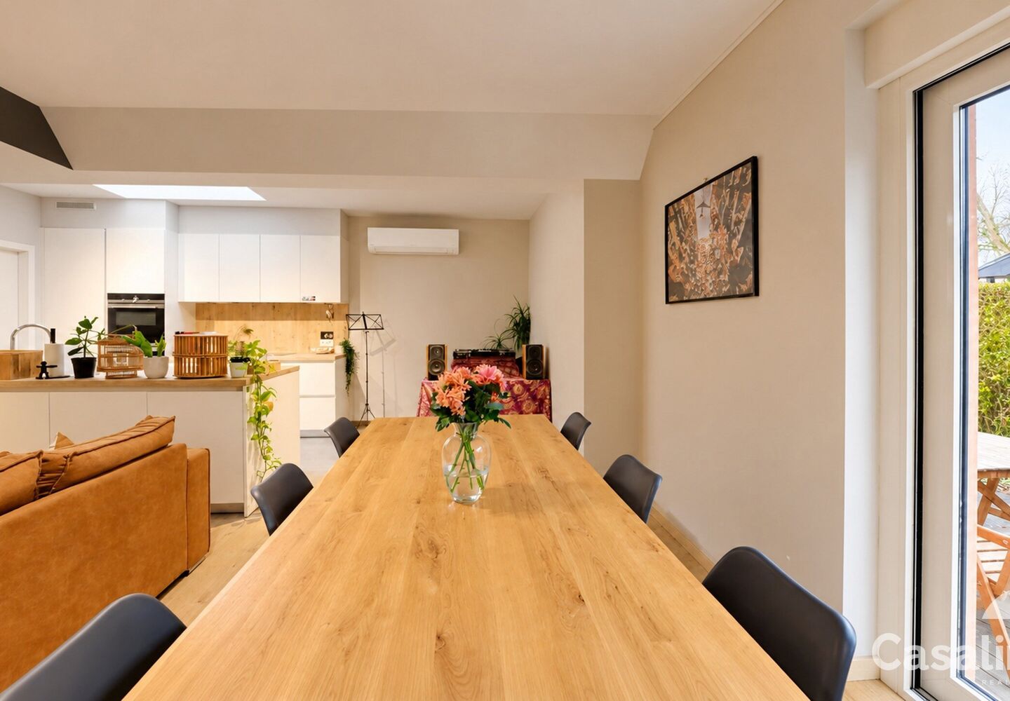 Multi-purpose building for rent in Schaerbeek