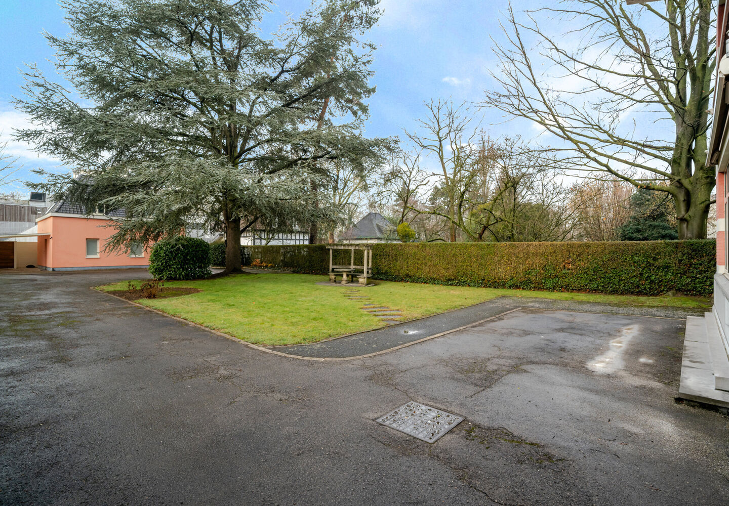 Multi-purpose building for sale in Schaerbeek