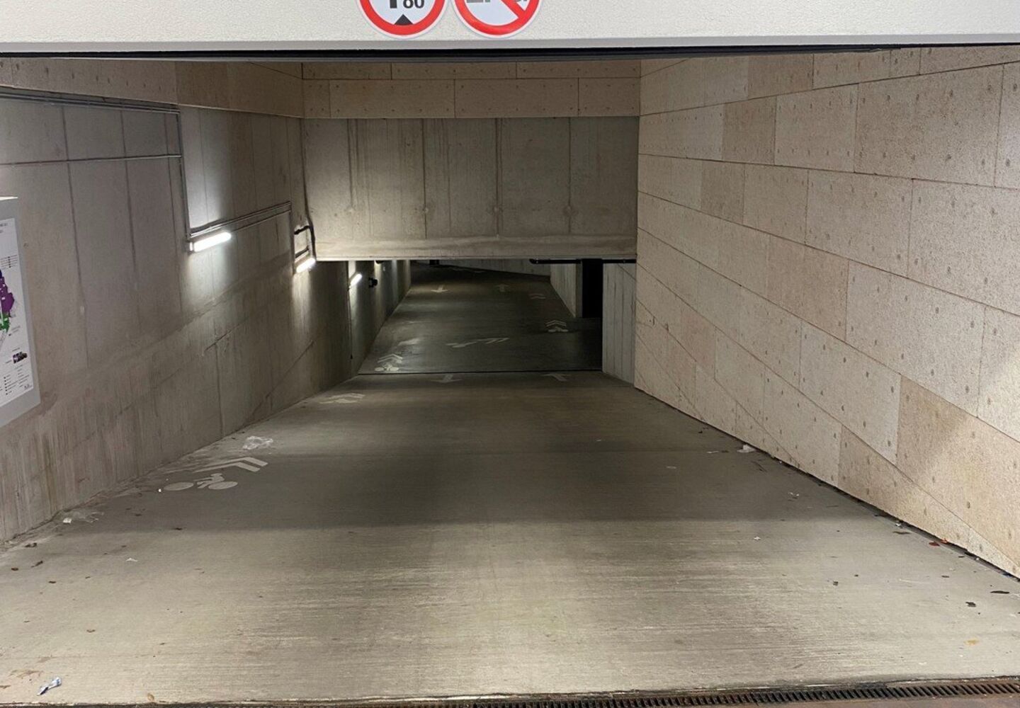 Parking à louer à Evere