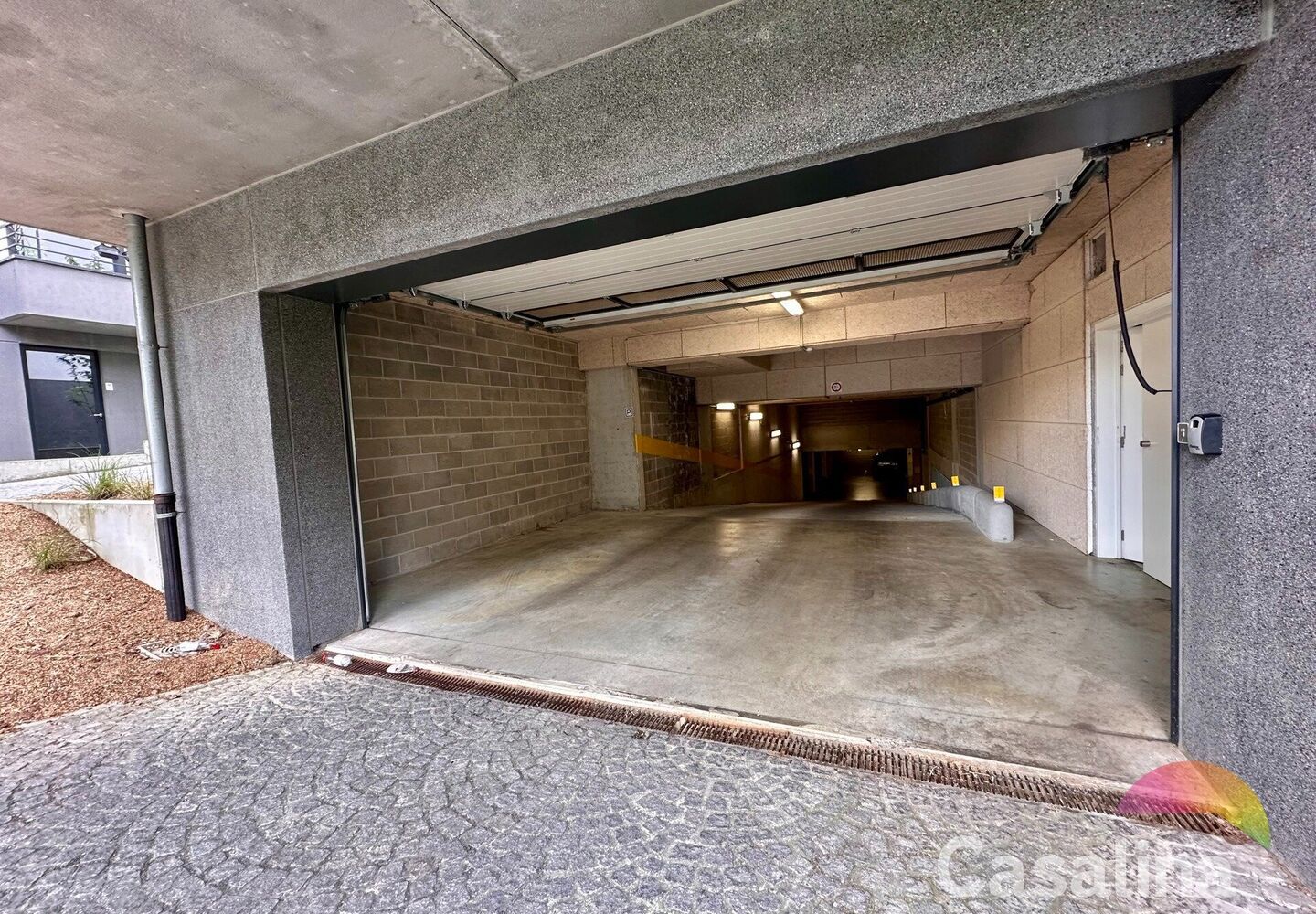 Parking intérieur à louer à Evere