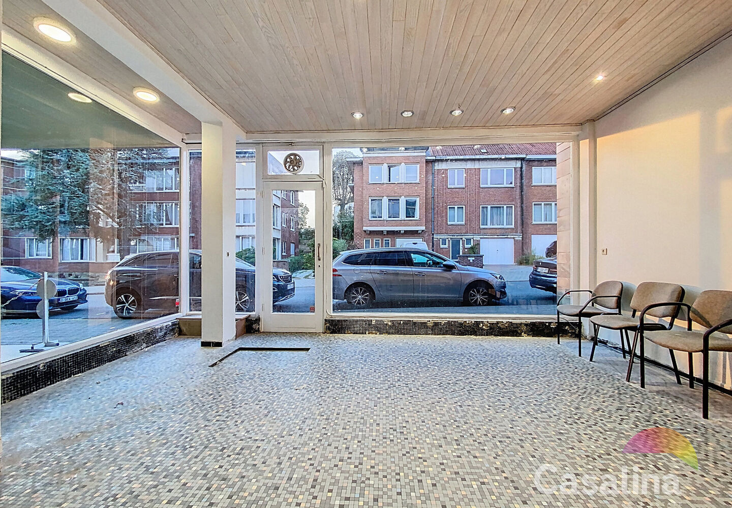 Rez commercial à vendre à Auderghem