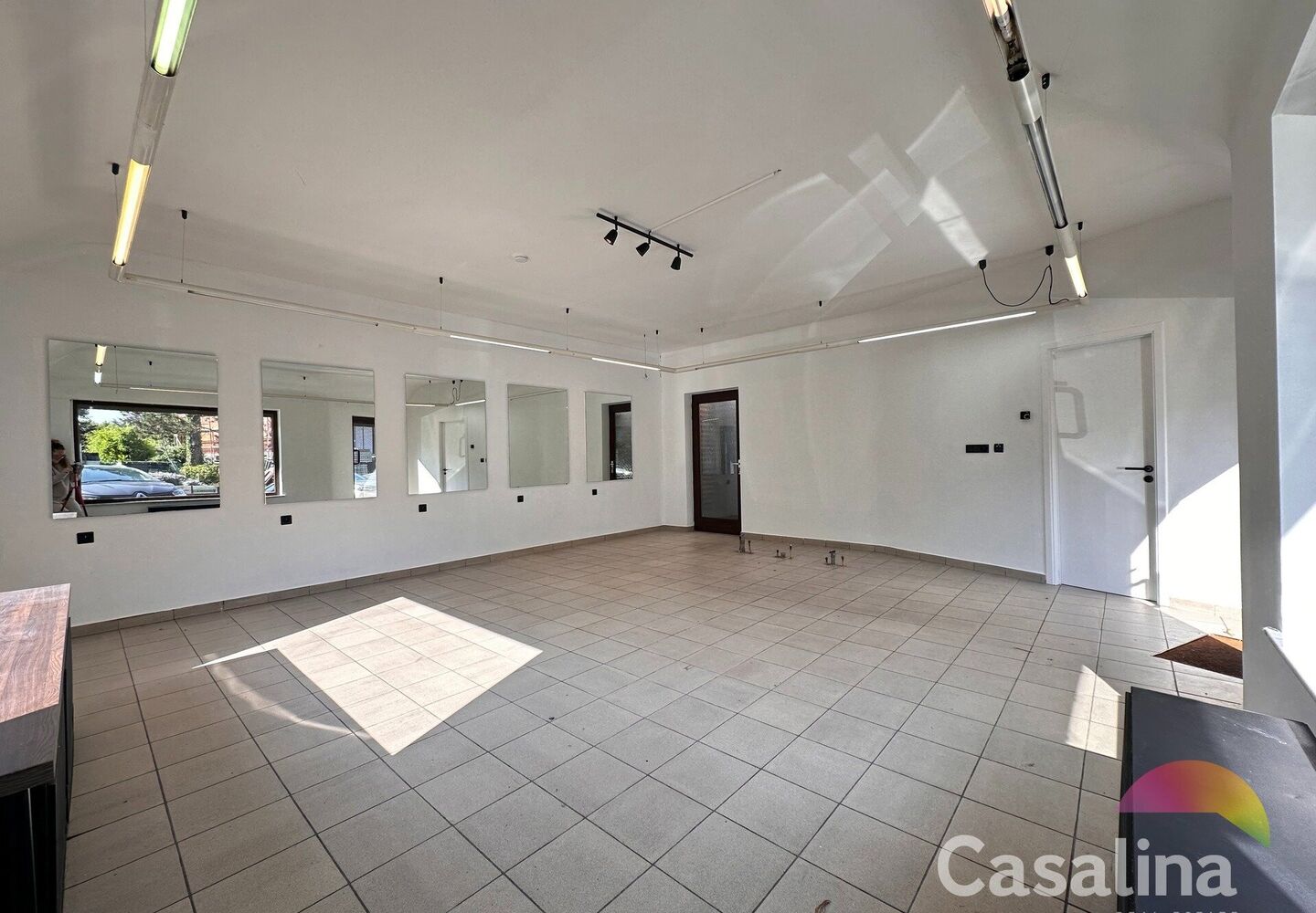 Rez commercial à vendre à Wezembeek-Oppem