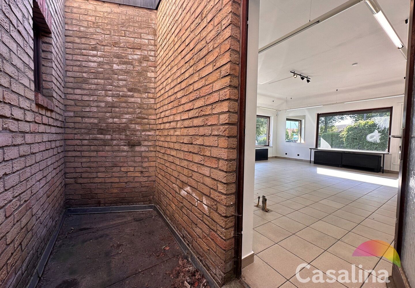 Rez commercial à vendre à Wezembeek-Oppem