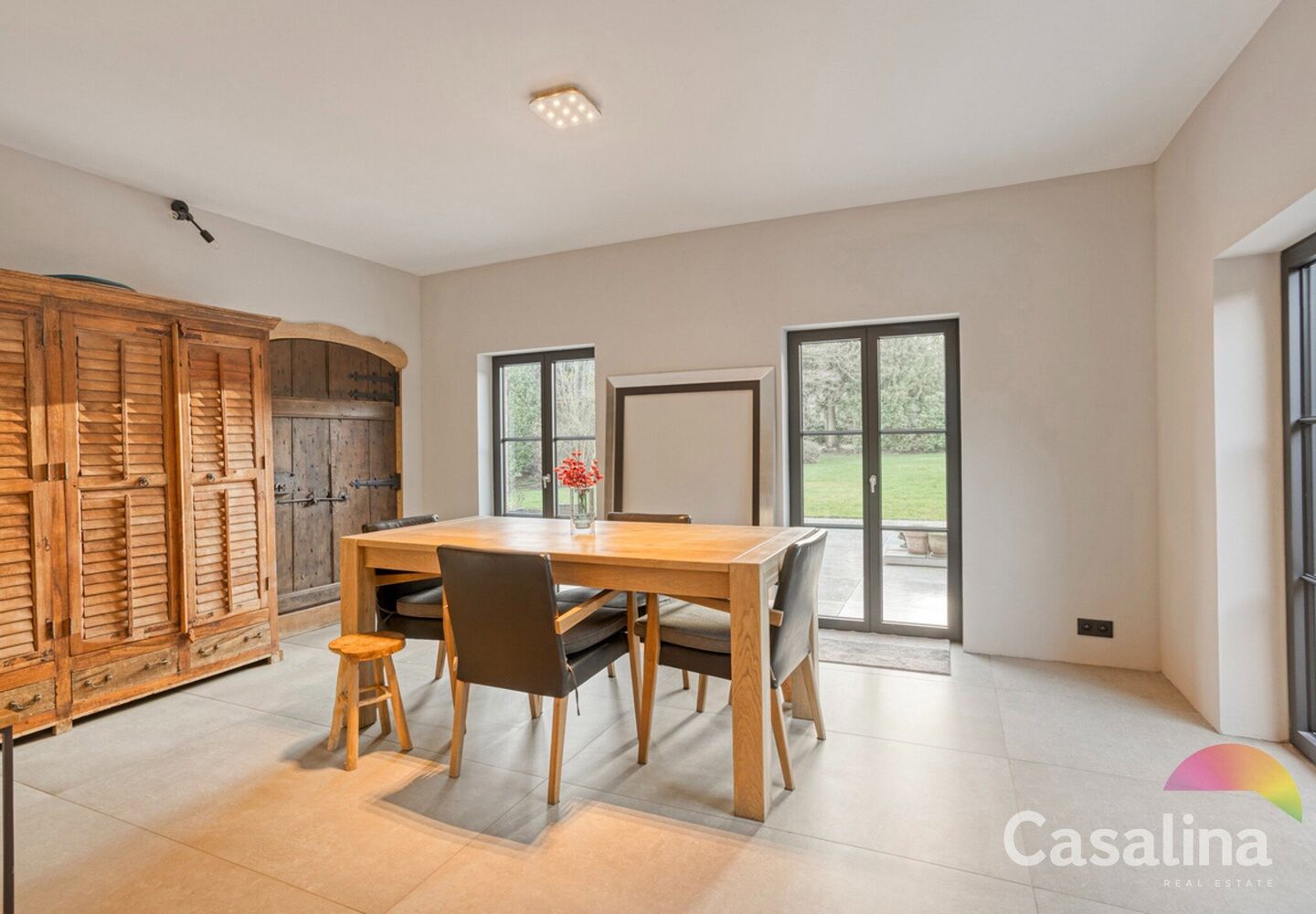 Villa for sale in Kraainem