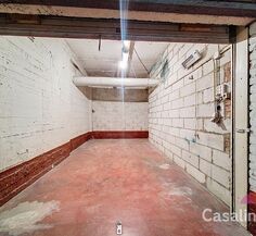 Gesloten garagebox te koop in Evere