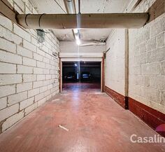 Gesloten garagebox te koop in Evere