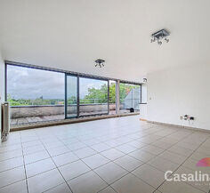 Penthouse for rent in Evere
