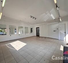 Rez commercial à vendre à Wezembeek-Oppem