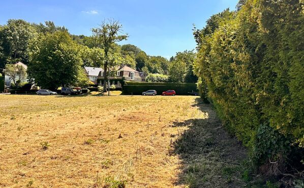 Bouwgrond te koop in Wezembeek-Oppem