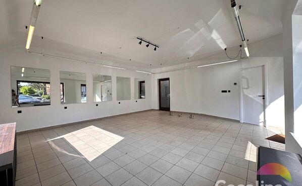 Commercial groundfloor for sale in Wezembeek-Oppem