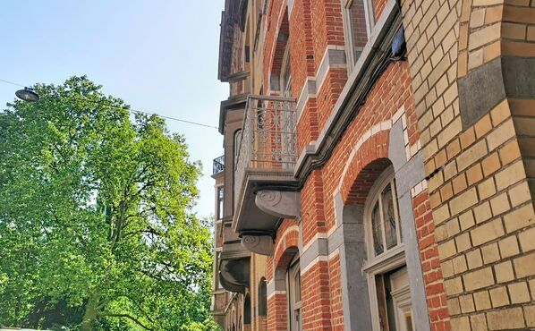 Gelijkvloerse verd. + tuin te koop in Schaarbeek