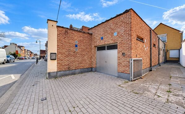Huis te koop in Neder-Over-Heembeek