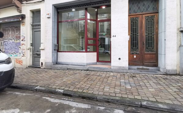 Rez commercial à louer à Elsene